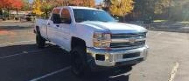 1GC1KUEG8JF277571 - 2018 CHEVROLET SILVERADO WHITE photo 1