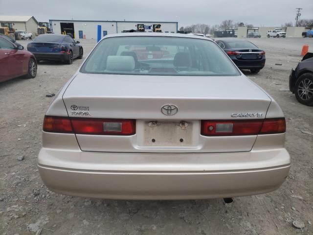 4T1BG22K8WU186379 - 1998 TOYOTA CAMRY SILVER photo 6