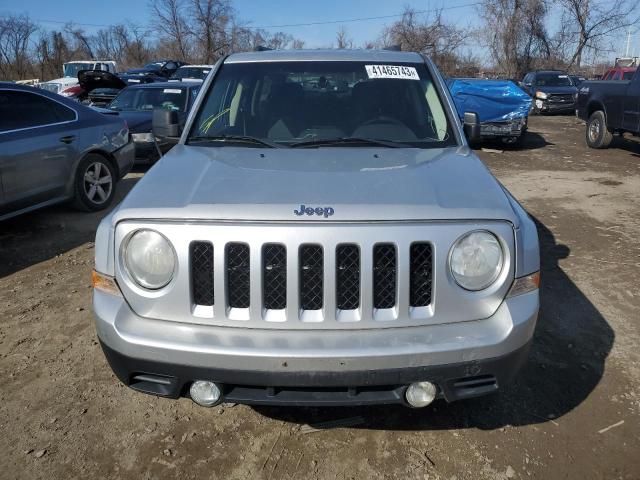 1J4NF1GB2BD281693 - 2011 JEEP PATRIOT SP SILVER photo 5