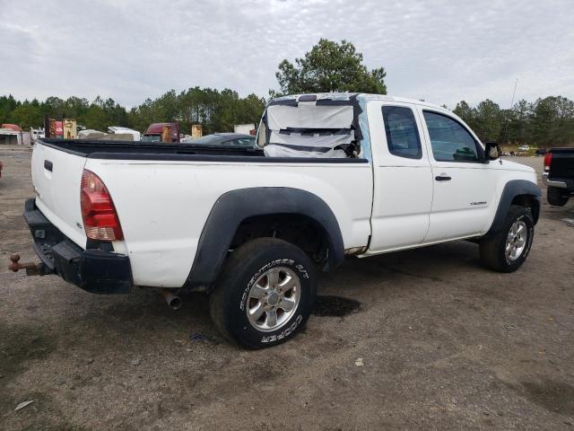 5TEUU42N86Z223028 - 2006 TOYOTA TACOMA ACC WHITE photo 3