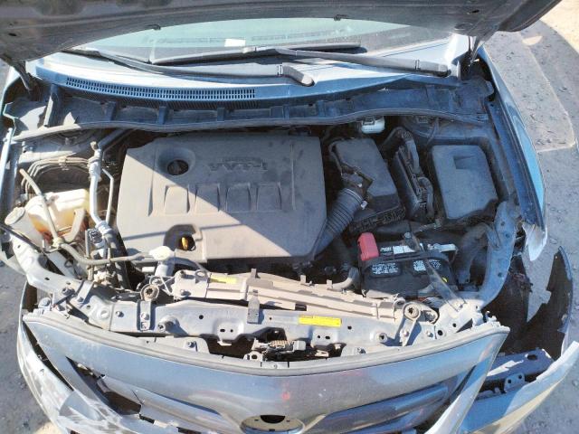 2T1BU4EE7DC119653 - 2013 TOYOTA COROLLA BA GRAY photo 11