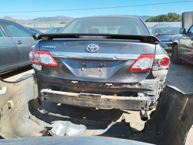 2T1BU4EE7DC119653 - 2013 TOYOTA COROLLA BA GRAY photo 6