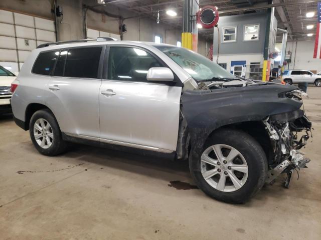 5TDBK3EH1DS199873 - 2013 TOYOTA HIGHLANDER فضي صورة 4