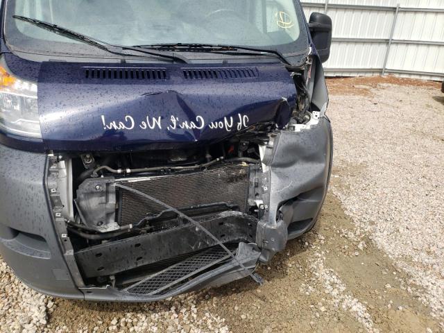 3C6TRVDG2JE****** - 2018 RAM PROMASTER 蓝色 照片 9