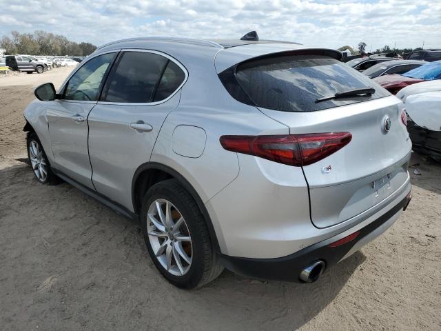 ZASFAKBN5J7B79602 - 2018 ALFA ROMEO STELVIO TI SILVER photo 2