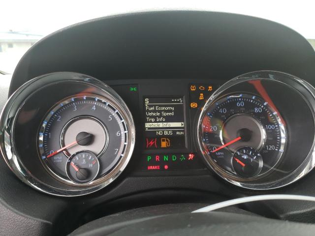 2C4RC1BGXFR565143 - 2015 CHRYSLER TOWN & COU Silber Foto 9