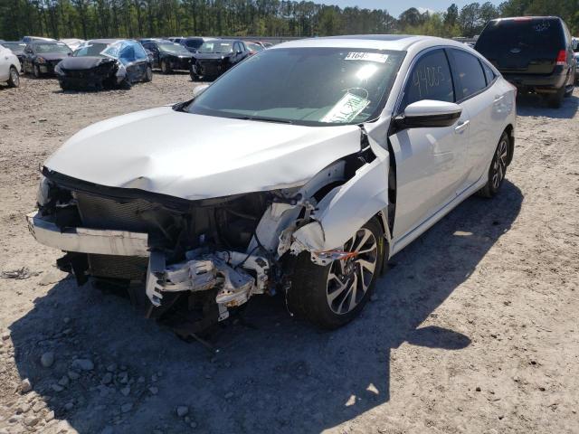 19XFC2F76JE033613 - 2018 HONDA CIVIC EX WHITE photo 2