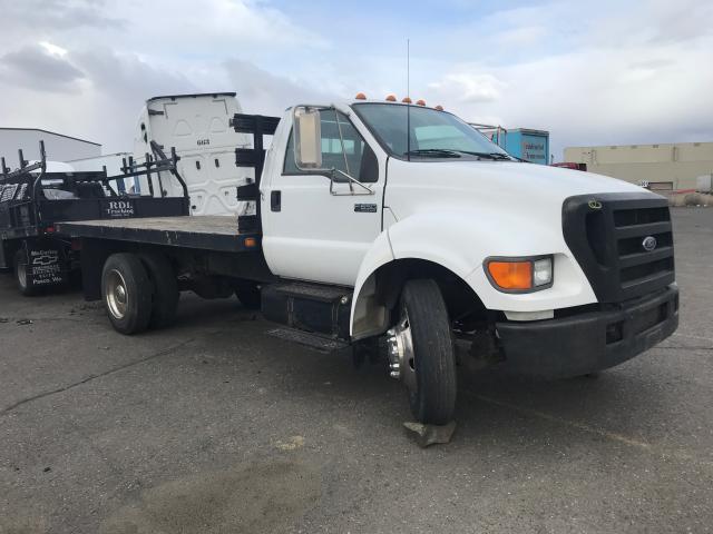 3FRNF65J84V687754 - 2004 FORD F650 SUPER WHITE photo 1