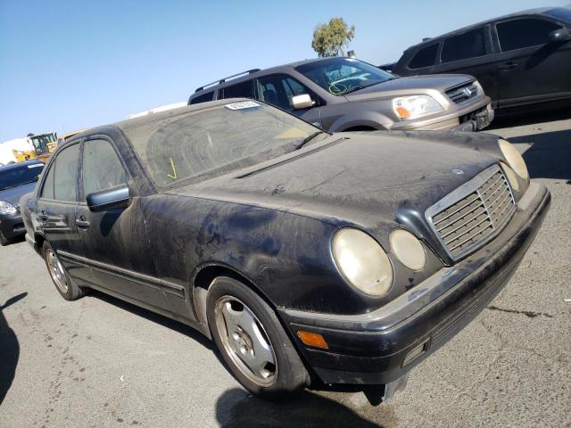 WDBJF72F7VA556612 - 1997 MERCEDES-BENZ E 420 BLUE photo 1