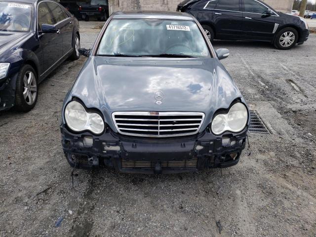 WDBRF40J95A668675 - 2005 MERCEDES-BENZ C 230K SPO BLUE photo 9