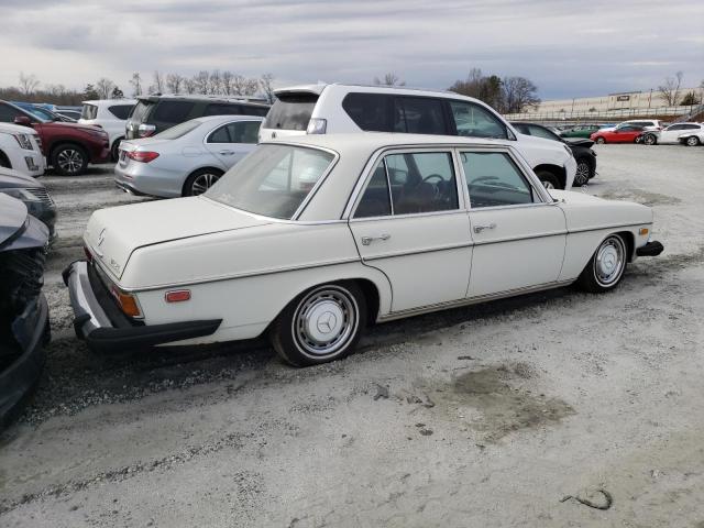 11511712029909 - 1974 MERCEDES-BENZ 240 D WHITE photo 3