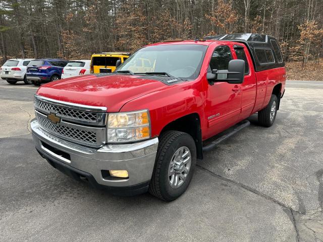 1GC2KYC83BZ181077 - 2011 CHEVROLET SILVERADO RED photo 2