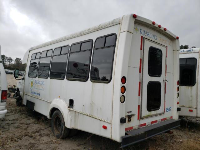 1FDFE4FSXBDB26773 - 2011 FORD ECONOLINE WHITE photo 2