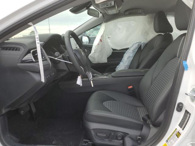 4T1G11AK8PU722705 - 2023 TOYOTA CAMRY SE N WHITE photo 7