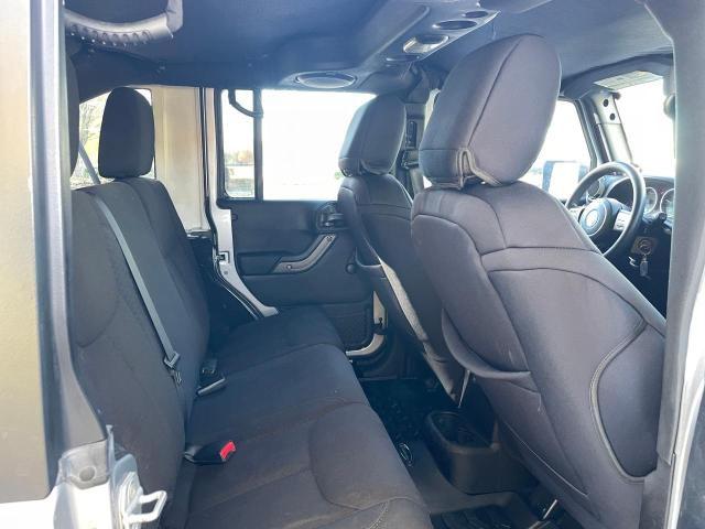 1C4BJWDG6DL582092 - 2013 JEEP WRANGLER U ვერცხლისფერი ფოტო 6