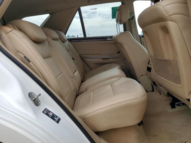 4JGBB8GB4AA532285 - 2010 MERCEDES-BENZ ML 350 4MA WHITE photo 11