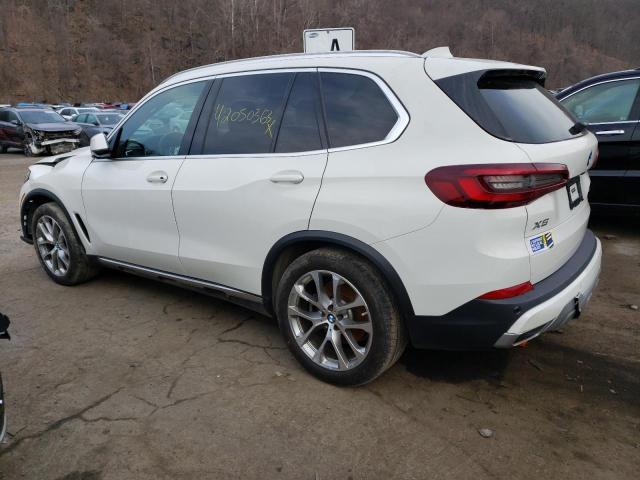 5UXCR6C05M9H72448 - 2021 BMW X5 XDRIVE4 WHITE photo 2