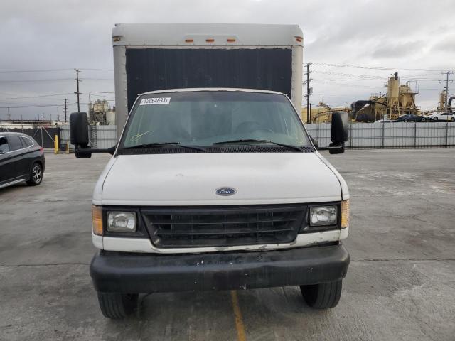 1FDWE37L4XHB33154 - 1999 FORD ECONOLINE WHITE photo 5