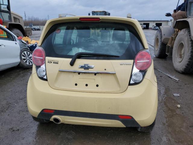 KL8CF6S92EC440956 - 2014 CHEVROLET SPARK 2LT YELLOW photo 6