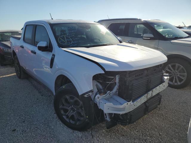 3FTTW8F97NRA31754 - 2022 FORD MAVERICK X WHITE photo 1