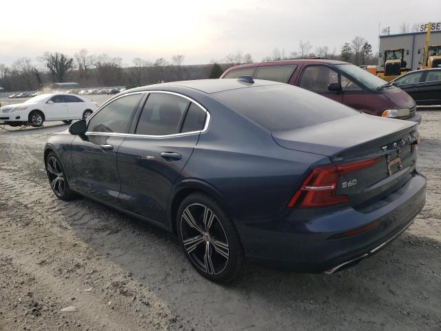 7JR102FL1KG004538 - 2019 VOLVO S60 T5 INS BLUE photo 2