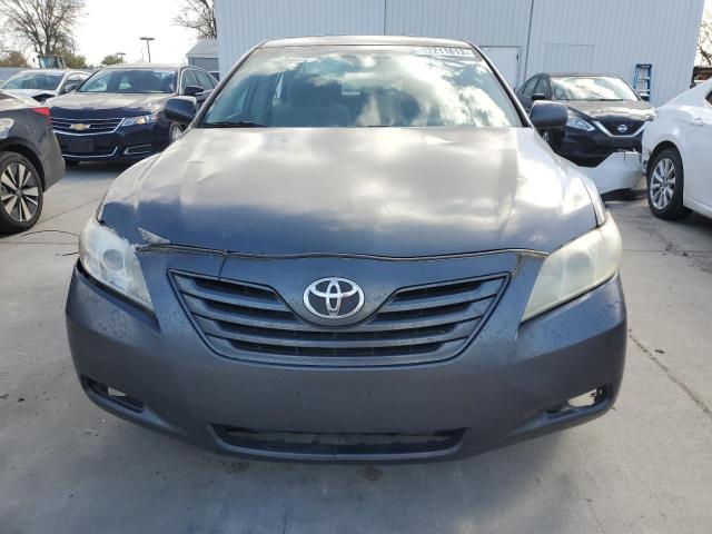 4T1BE46K27U592445 - 2007 TOYOTA CAMRY GRAY photo 5