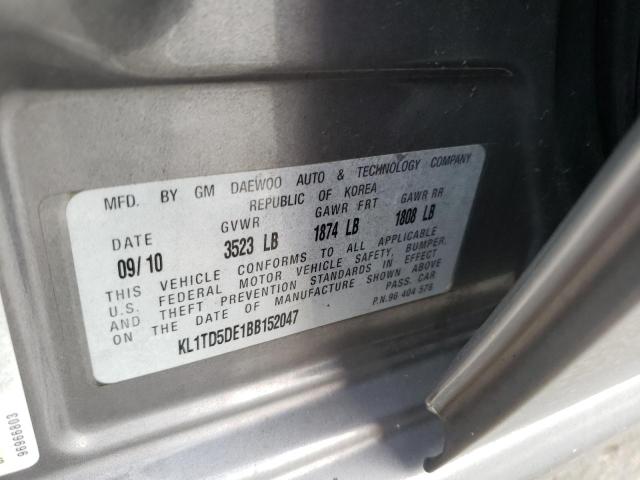 KL1TD5DE1BB152047 - 2011 CHEVROLET AVEO LS 银色 照片 12