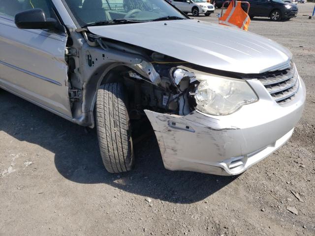 1C3LC45KX8N124186 - 2008 CHRYSLER SEBRING SILVER photo 9