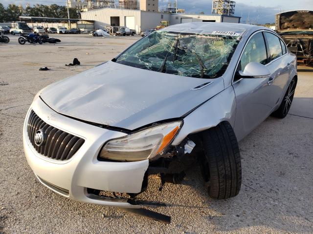 2G4GR5EK1C9145761 - 2012 BUICK REGAL SILVER photo 2