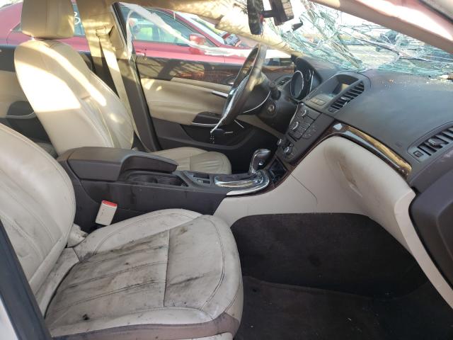 2G4GR5EK1C9145761 - 2012 BUICK REGAL SILVER photo 5