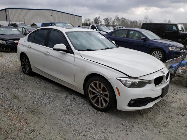 WBA8E5G57GNU19718 - 2016 BMW 320 XI WHITE photo 4