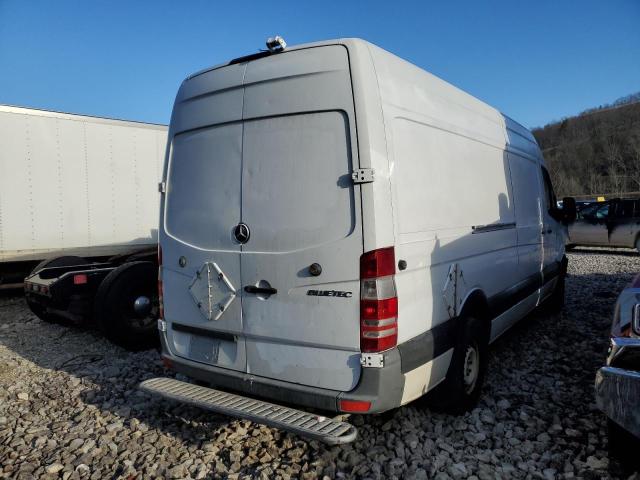 WD3PE8CBXC5684133 - 2012 MERCEDES-BENZ SPRINTER 2 WHITE photo 3