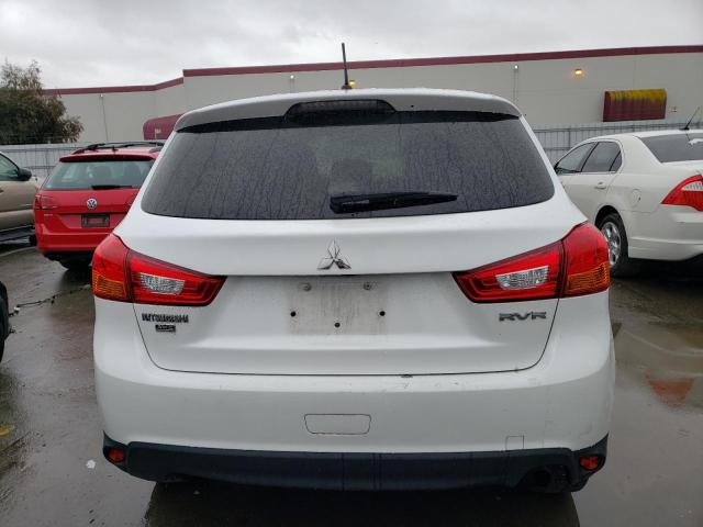 4A4AJ3AU3DE605152 - 2013 MITSUBISHI RVR SE WHITE photo 6