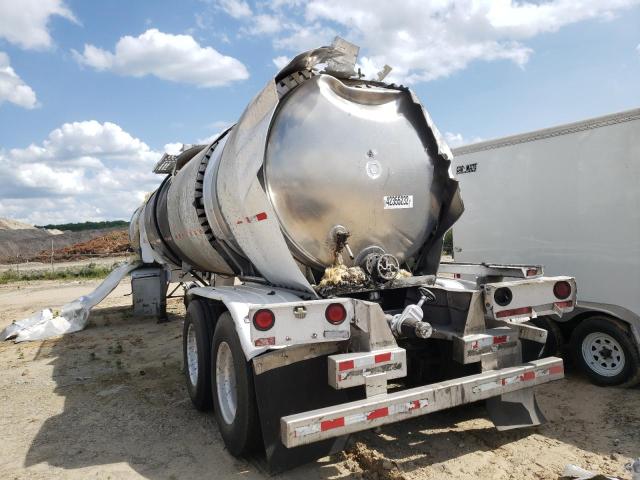 1L921P8F281224071 - 2008 LBT SEMI TANK SILVER photo 3