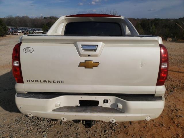 3GNTKGE71DG247221 - 2013 CHEVROLET AVALANCHE WHITE photo 6