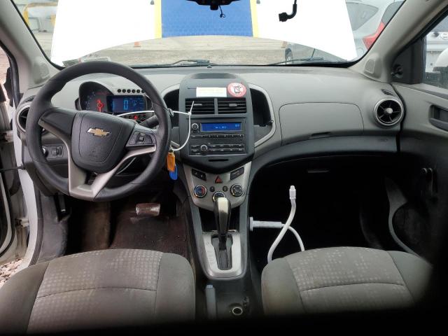 1G1JA6SH0F4132791 - 2015 CHEVROLET SONIC LS WHITE photo 8