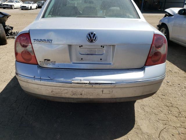 WVWAD63B35E077741 - 2005 VOLKSWAGEN PASSAT GLS SILVER photo 9