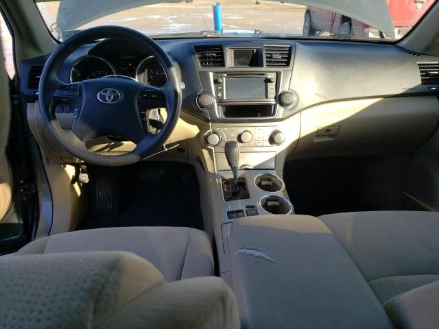 5TDZA3EH9DS039628 - 2013 TOYOTA HIGHLANDER رمادي صورة 8