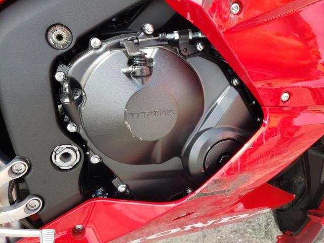 JH2PC40J4NK800096 - 2022 HONDA CBR600RR RED photo 7