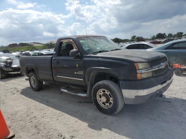 1GCHC24133E246752 - 2003 CHEVROLET SILVERADO GRAY photo 4