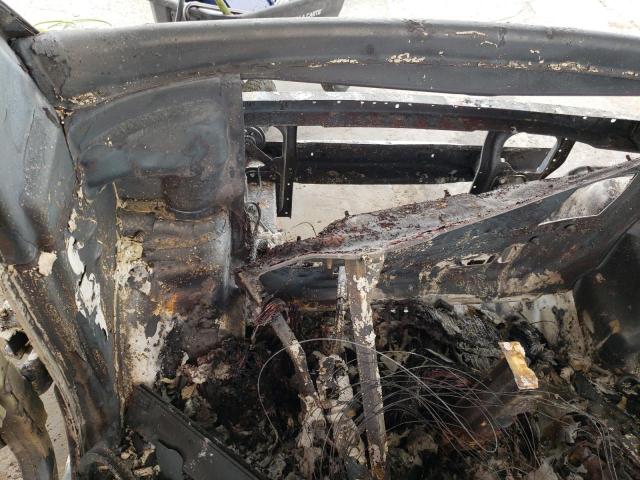 WMEEK3BA9DK623877 - 2013 SMART FORTWO PAS 白色 照片 8