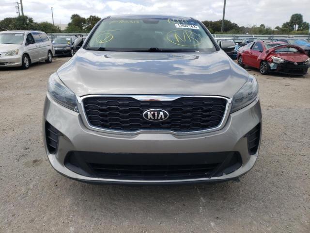 5XYPG4A36KG516466 - 2019 KIA SORENTO L GRAY photo 5