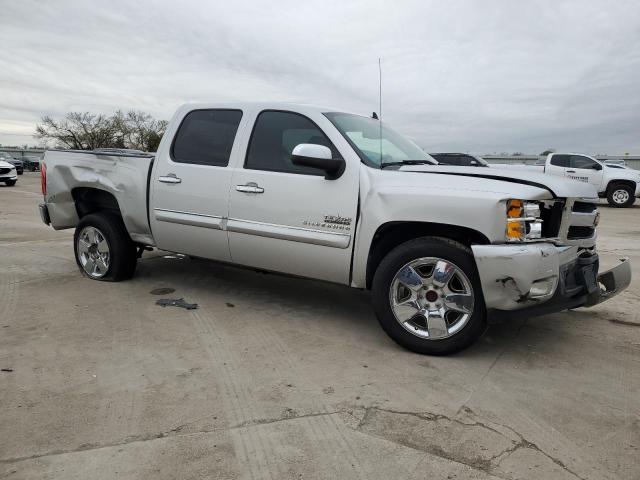 3GCPCSE09BG400924 - 2011 CHEVROLET SILVERADO SILVER photo 4