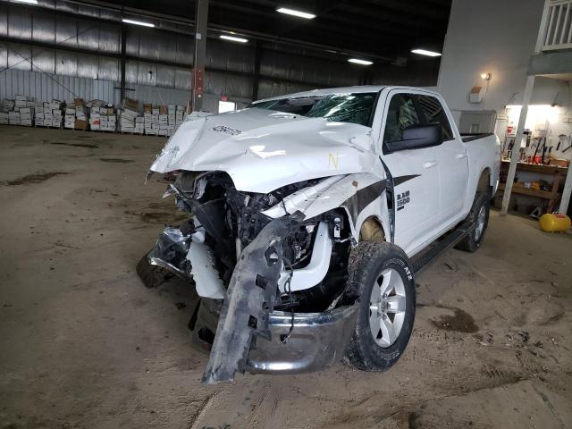 1C6RR7LG0KS592223 - 2019 RAM 1500 CLASS WHITE photo 2