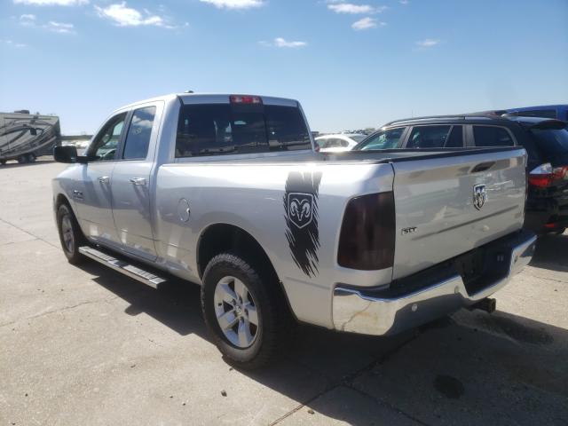 1C6RR6GG8JS210233 - 2018 RAM 1500 SLT SILVER photo 3