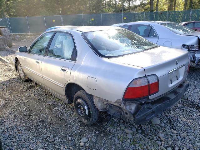 1HGCD5688TA110368 - 1996 HONDA ACCORD DX GRAY photo 3