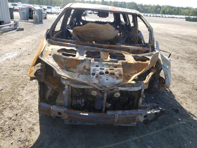 5TDKK3DC5FS681416 - 2015 TOYOTA SIENNA LE BURN photo 10