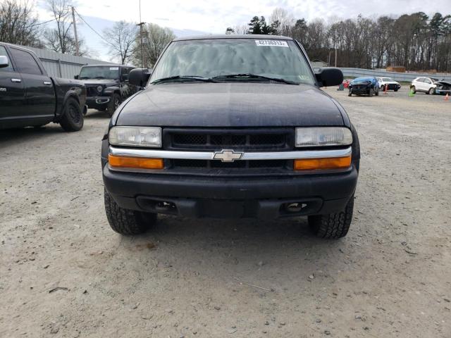 1GCCT19W018179189 - 2001 CHEVROLET S TRUCK S1 BLUE photo 5