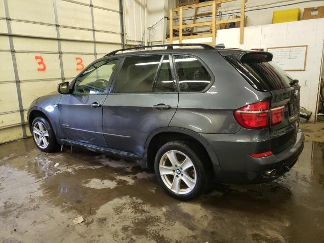 5UXZW0C51BL660609 - 2011 BMW X5 XDRIVE3 GRAY photo 2
