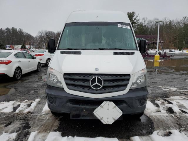 WD3PE8DE1E5822704 - 2014 MERCEDES-BENZ SPRINTER 2 WHITE photo 5